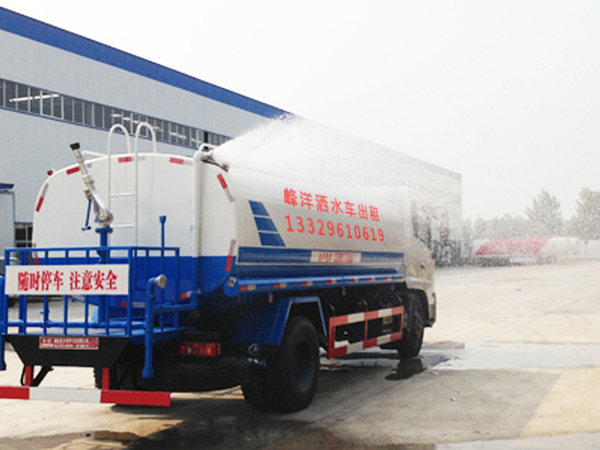 贵阳洒水车出租